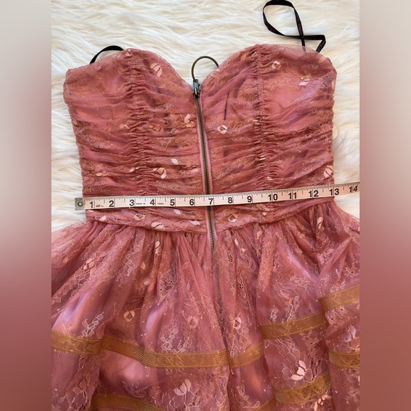 Vintage Betsey Johnson Y2K Pink and Gold Lace Tier Evening Cupcake Dress 4 - Picture 7 of 11